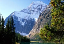 羽毛球混团亚锦赛中国队3比2胜新加坡队 取小组赛开门红2025-02-12.